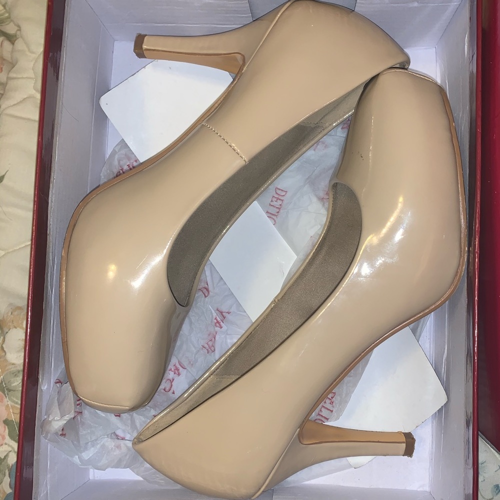 Nude heels!!!